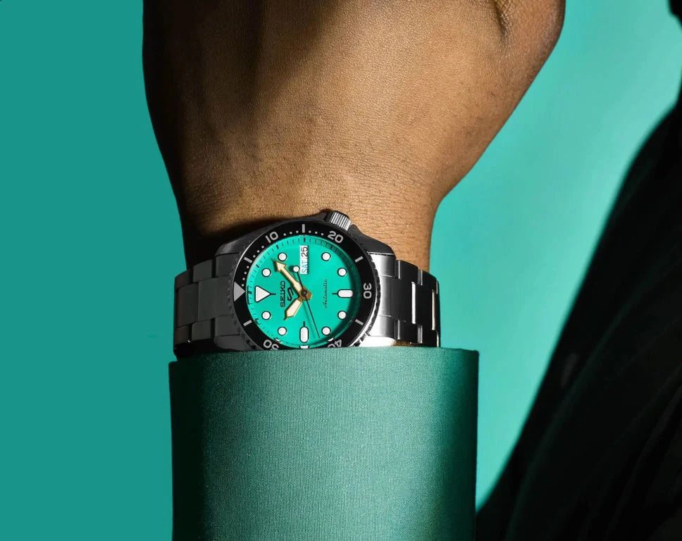 Seiko 5 Sports SRPK33K1 38mm SKX Mid-Sized