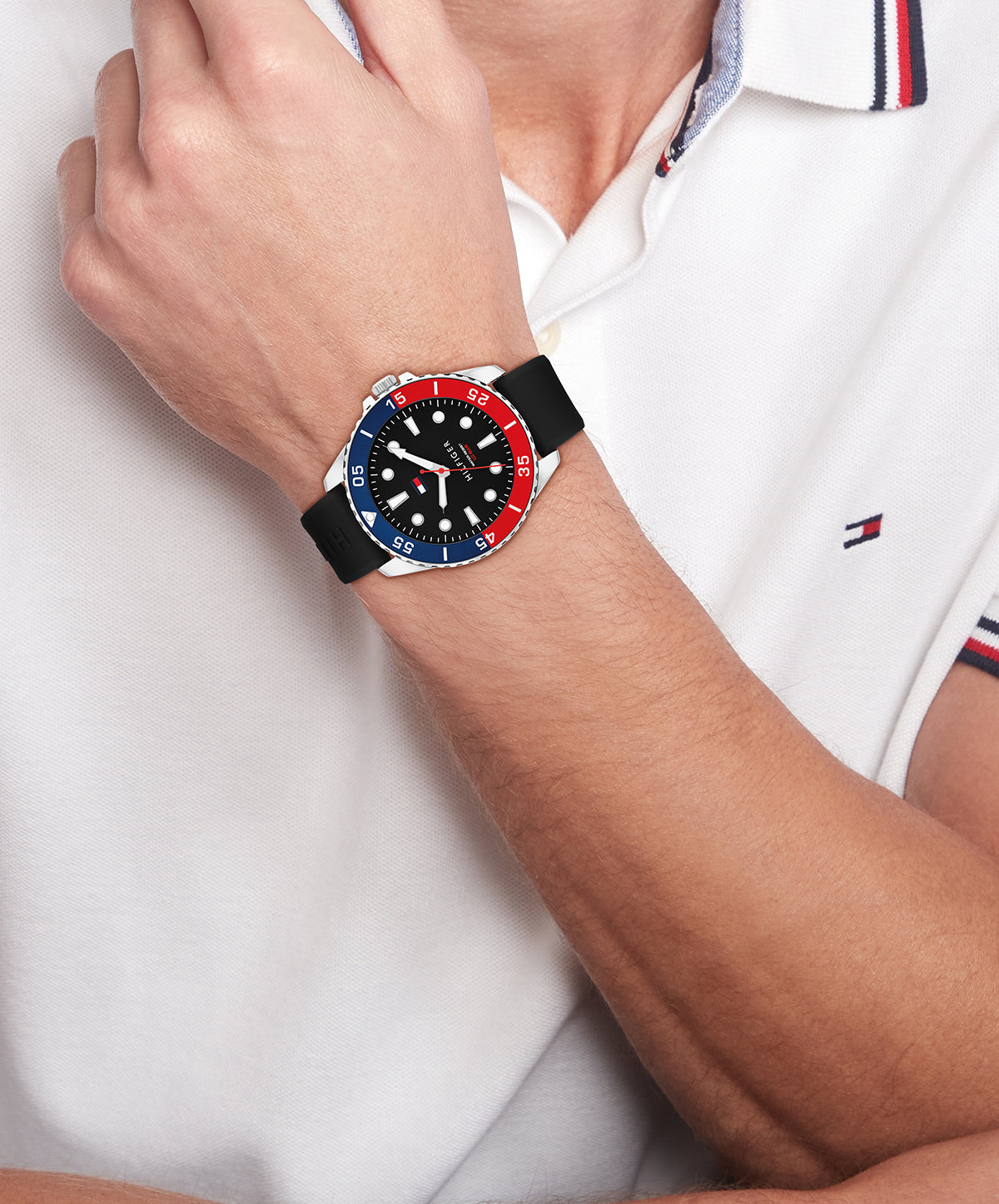Tommy Hilfiger 1792201 Oceanic Black Silicone Strap Men's Watch