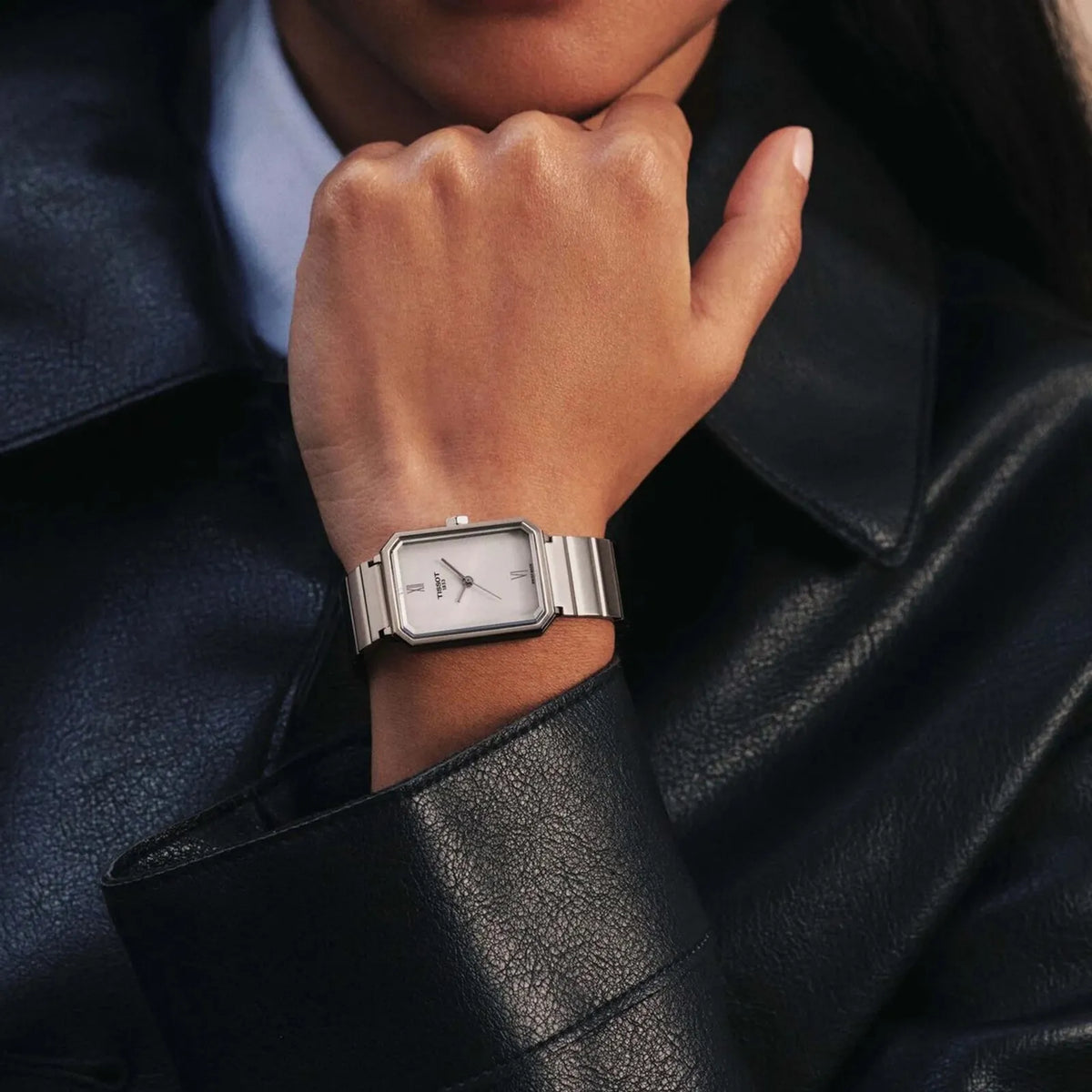 Tissot SRV 30mm T160.110.11.033.00