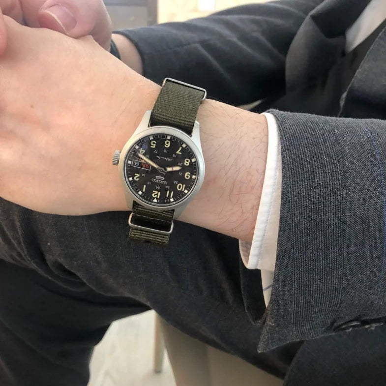 Seiko 5 Sports SRPJ85K1