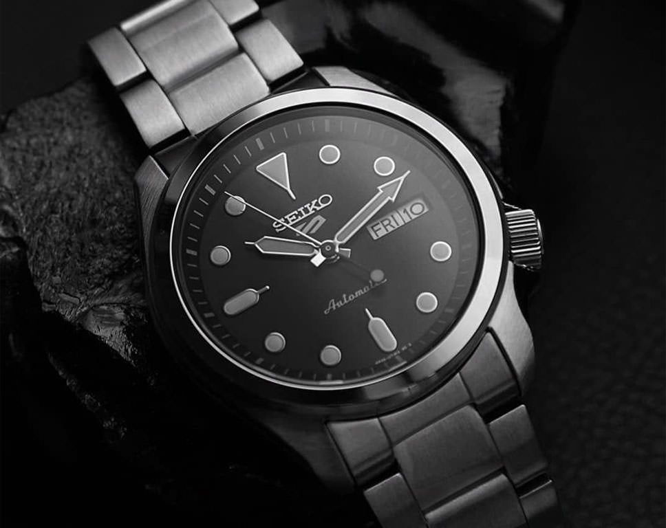 Seiko 5 Sports "DressKX" Automatic Black Dial Men's Watch SRPE55K1