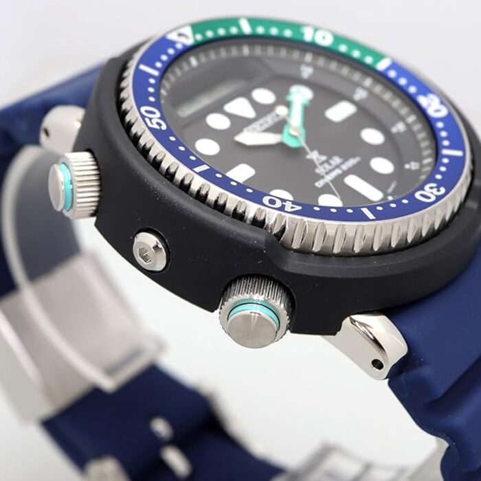 Seiko PROSPEX "the Arnie" Tropical Lagoon Special Edition Hybrid Solar SNJ039P1