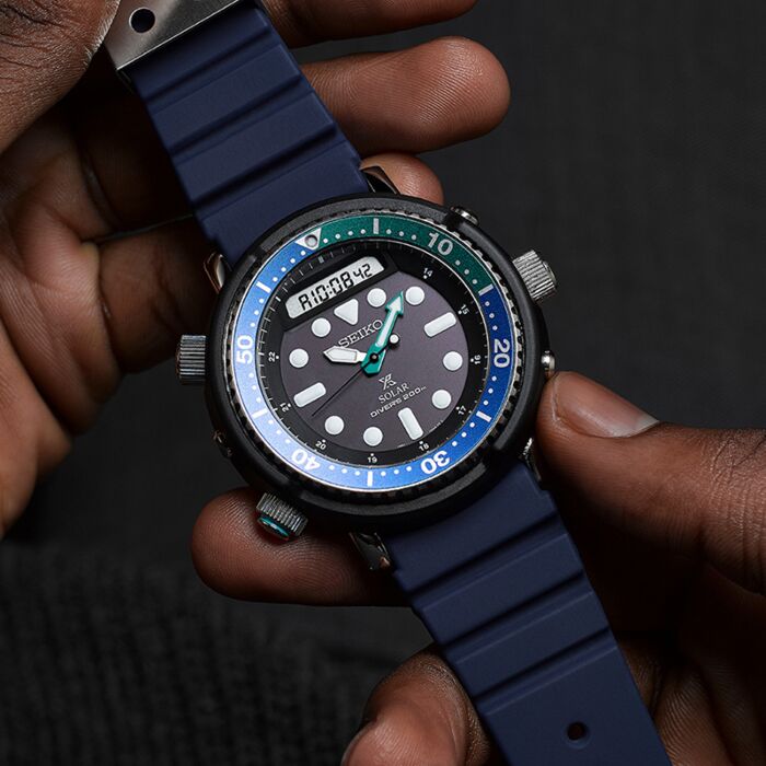 Seiko PROSPEX "the Arnie" Tropical Lagoon Special Edition Hybrid Solar SNJ039P1